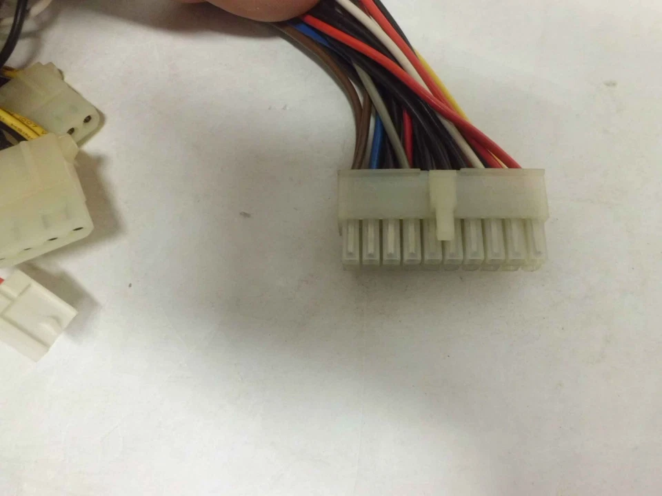 NEW REPLACEMENT FOR PW-250ATXE-12V 250W ATX POWER SUPPLY - Image 2 of 4