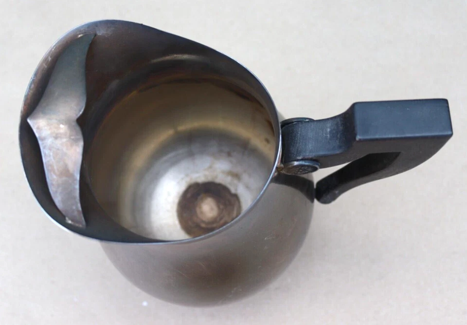 JARRA DE AGUA VINTAGE CHRISTOFLE PLATEADA con MANGO DE MADERA DE ÉBANO Malmaison Foto 2 de 4