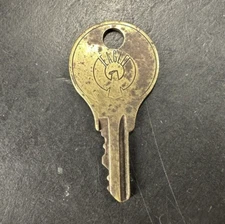 Antique Vintage EAGLE LOCK CO Brass Key A36A193 Padlock Steamer Trunk Cabinet