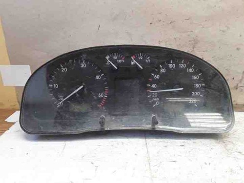 VW PASSAT Variant B5 3B6 Kombiinstrument 09051940090 1.90 Diesel 74kw 25492522