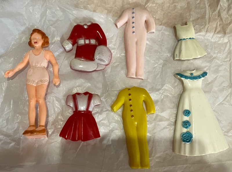 Vintage 1958 IDEAL PEGGY'S MAGIC WARDROBE Doll Set 7 pices rare