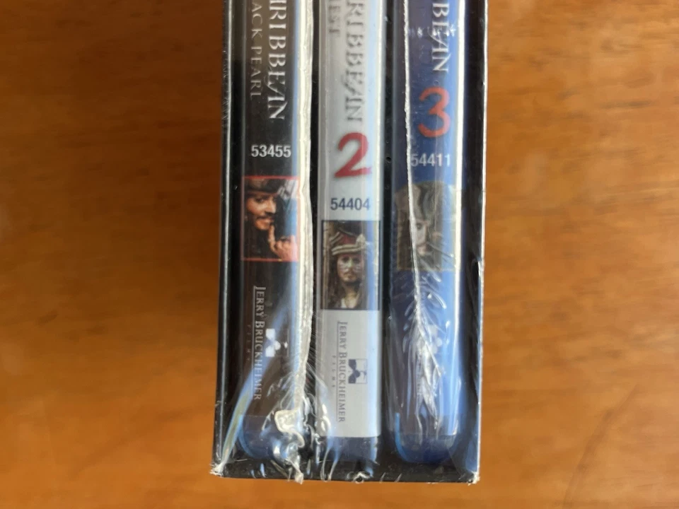 Pirates of the Caribbean Trilogy BRAND NEW -Sealed- (Blu-ray 2008, 3 Movie Set) Foto 4 de 4