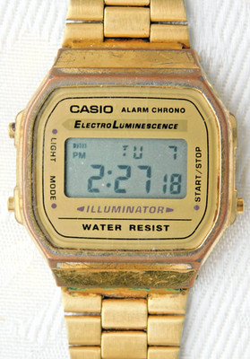 VINTAGE WORKING GOLD CASIO ELECTRO LUMINESCENCE CHRONO LCD WATCH WRISTWATCH 3298