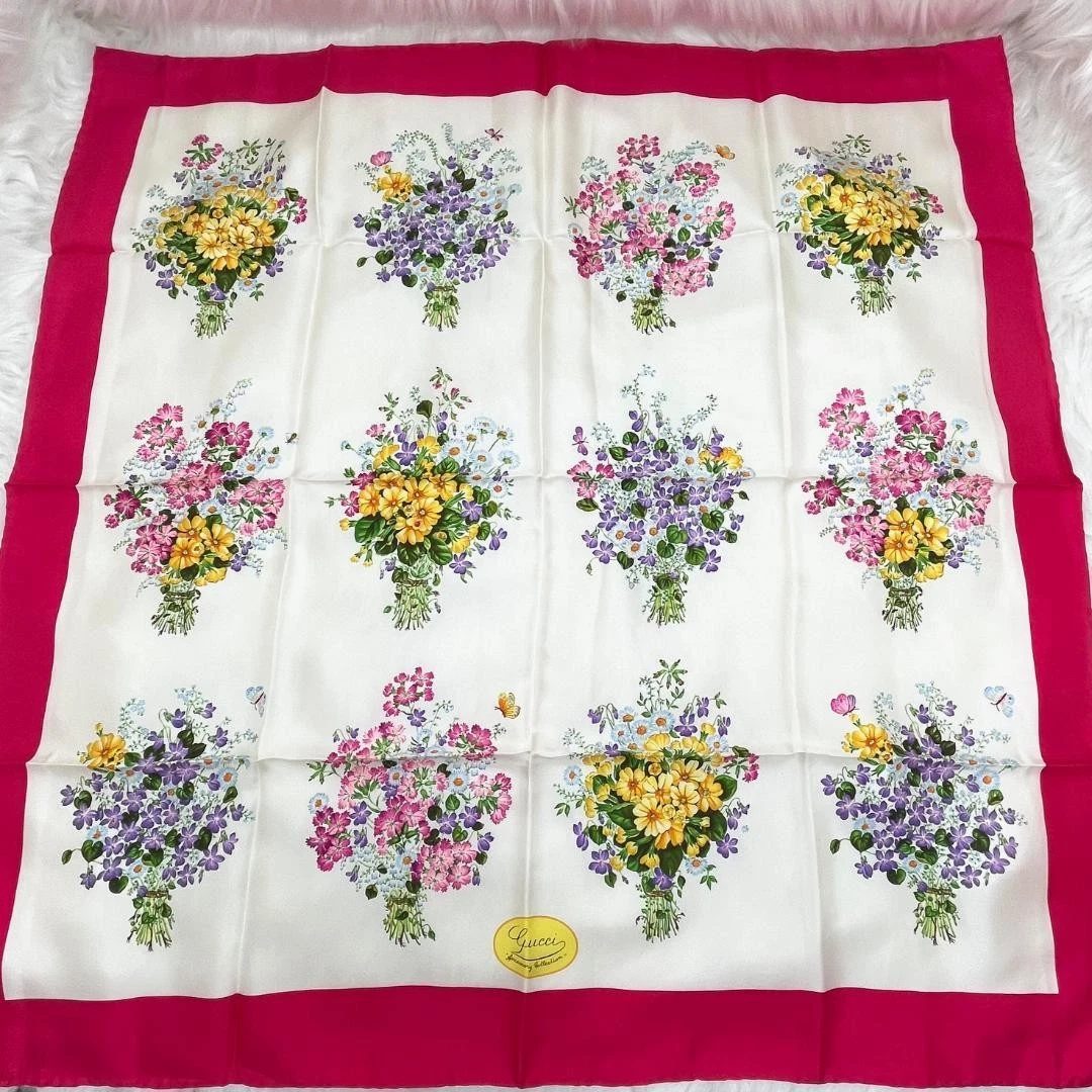GUCCI Grande écharpe à motif floral 100% soie Made in Italy Très bon état