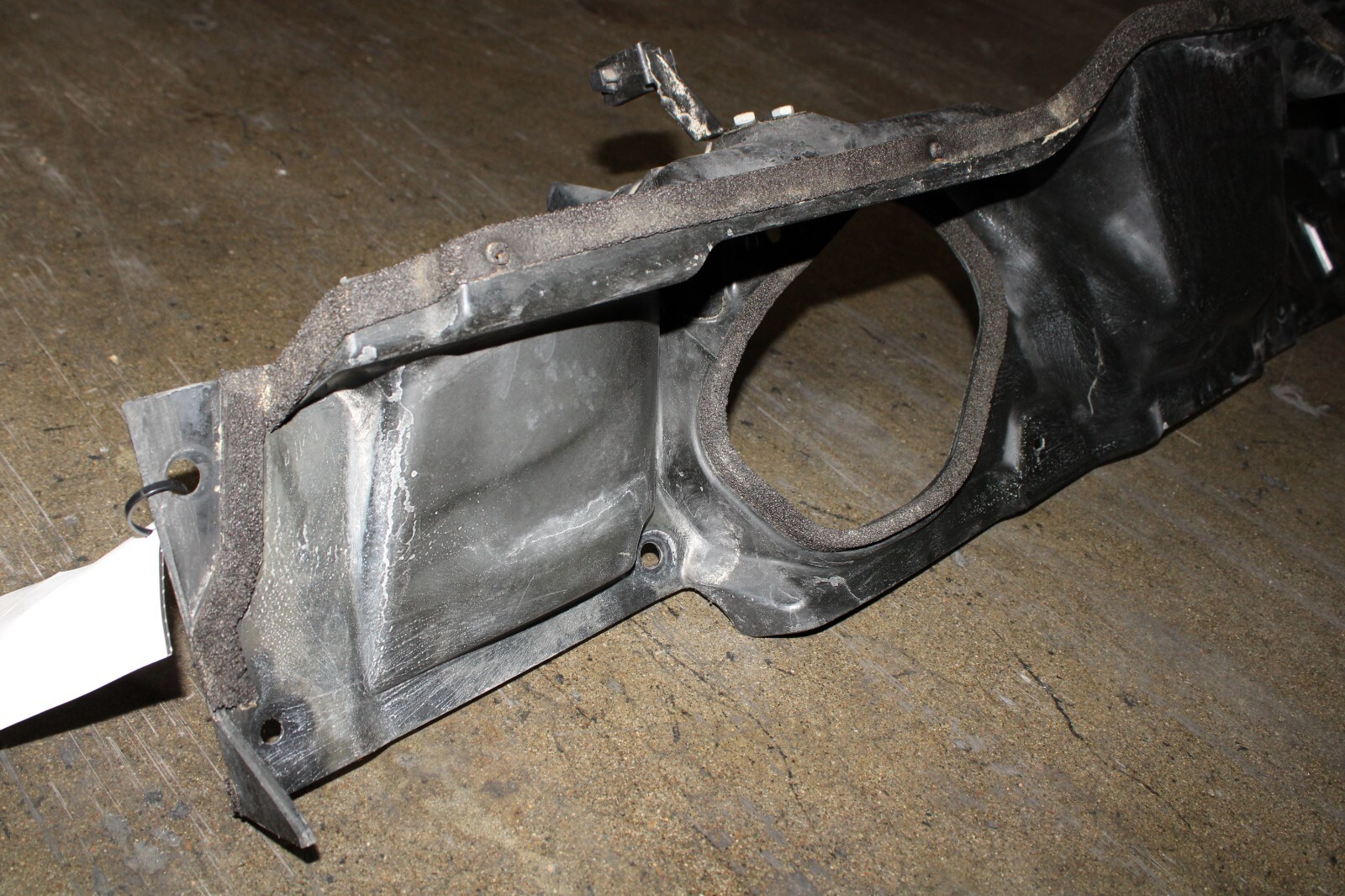 Maserati Granturismo, GranCabrio, Lower Cowl Vent Panel, Used, P/N 82231000