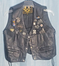VTG UNIK Leather Biker Vest w/Harley Back Patch 15 Harley/Biker Pins Ladies XS