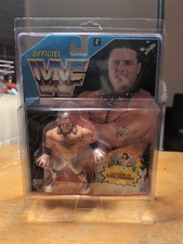 Hasbro WWF WWE BRITISH BULLDOG figure French card Damaged Package W/Defender 