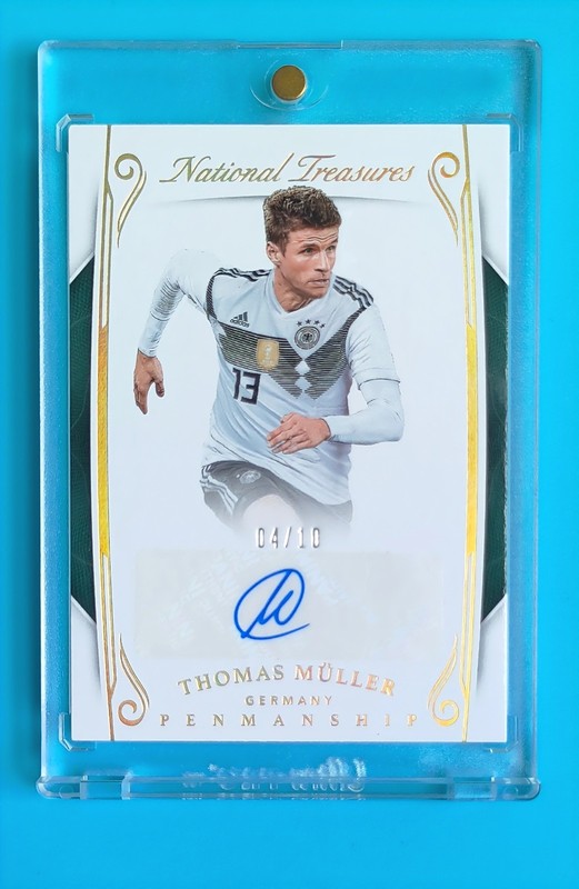 2018 National Treasures Germany Thomas Muller penmanship Auto 4/10 SP