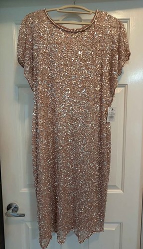 Gorgeous Sequin Sequin Sheath Dress - NEW w tags