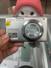 Nikon COOLPIX S3000 silver 12.0MP CCD Digital Camera 4x Optical Zoom - 90 NEW