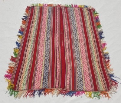 Vintage Traditioneller Handgefertigter Türkischer Gestreifter Teppich für Wohndeko 141x112 cm