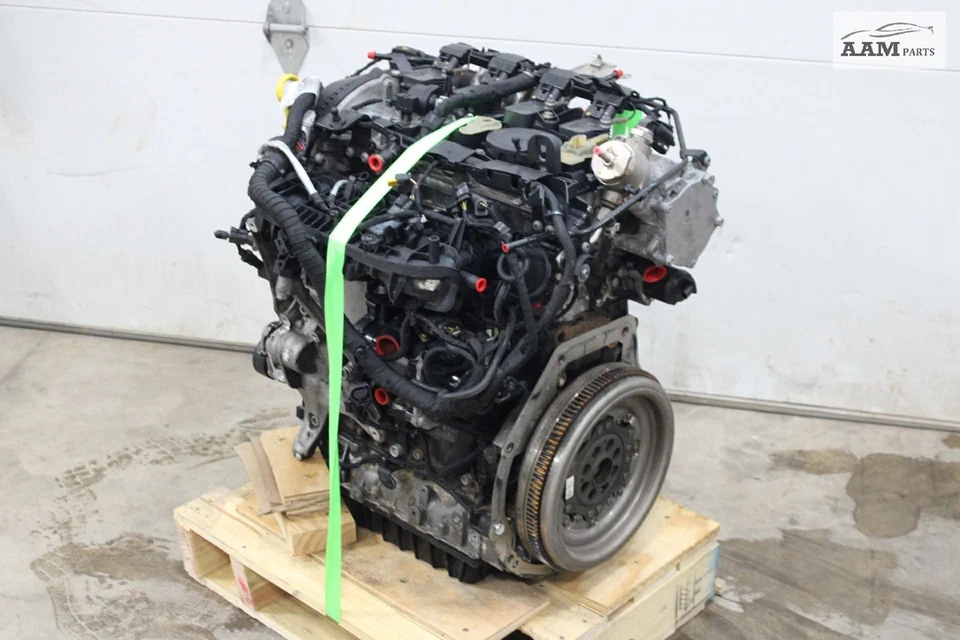 AUDI A3 QUATTRO 2017-2018 8V 2,0 L L4 DOHC 16V TFSI motor CHHB 104 K OEM Foto 3 de 4