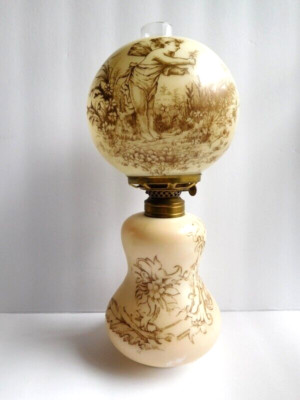 Antique Junior Size Oil Lamp S1, Fig.324