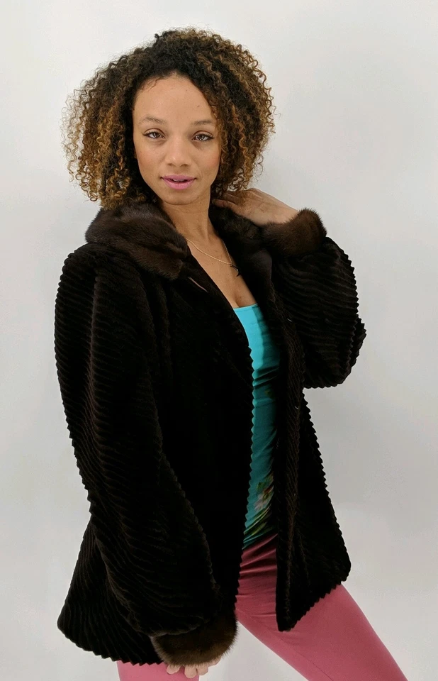 New Sheared Brown Mink Jacket, Italian Premium Label Size M/L Tea Party | Formal - Image 3 of 4