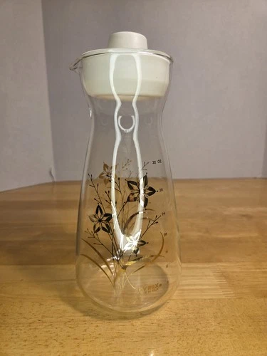 Vintage PYREX Glass 32 oz Juice Carafe Gold Floral Atomic With Plastic Lid, USA