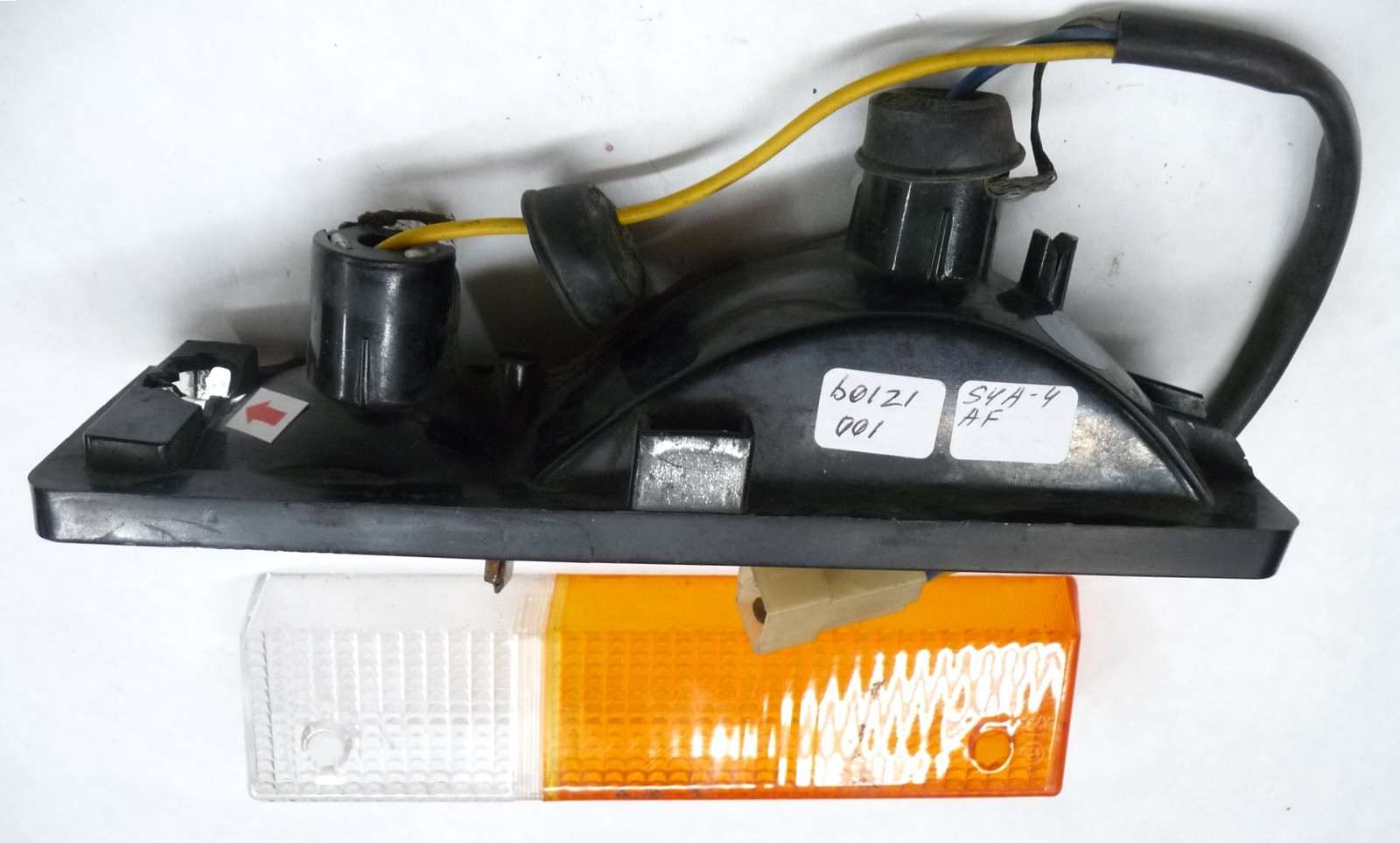 Ferrari 208 308 Lamborghini Countach Jalpa Front Right Indicator Lamp 60121001