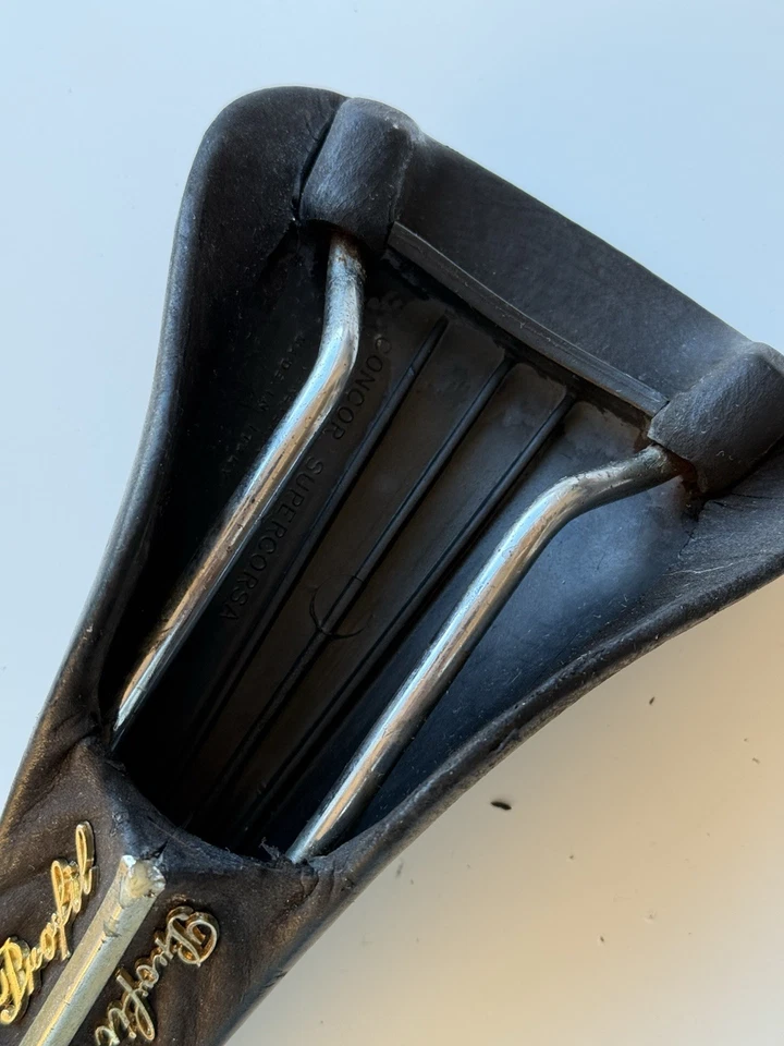 Sillín de cuero usado vintage Selle San Marco Concor Supercorsa Profit, Italia Foto 2 de 4