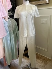 Vassarette Sz S Satin Pajama Set Elegant Possibly Vintage Ivory