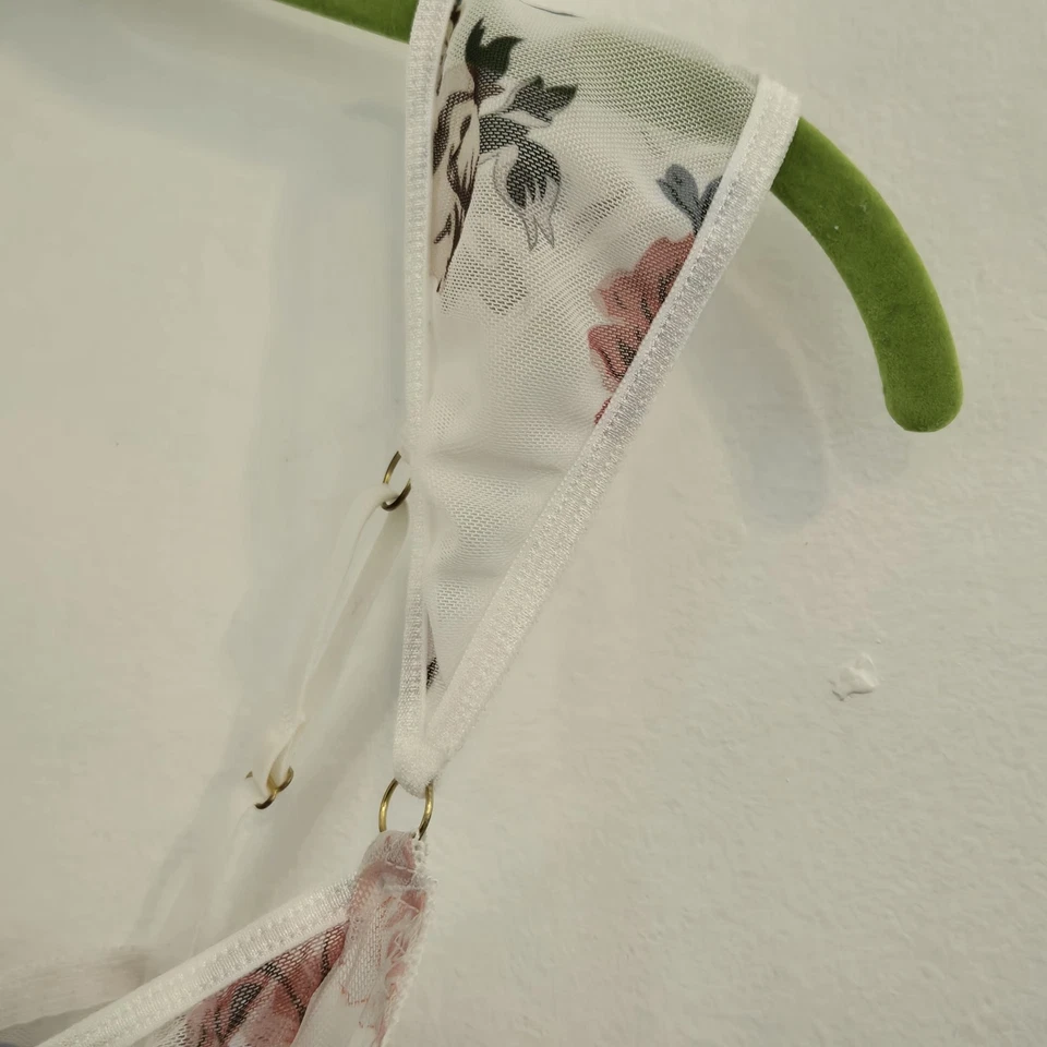 White Floral Sheer Corsett Bralette Size Medium Hook & Eye Closure - Image 3 of 4