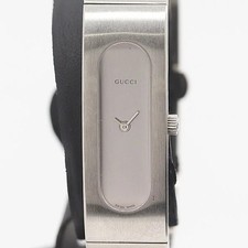 Gucci 2400S 0025991 Quartz Silver Dial Women's Watch Used