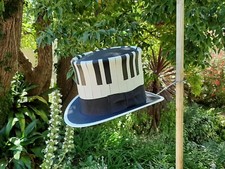 BLACK & WHITE LEATHER KEYBOARD PATTERN HONKYTONK PIANOMAN TOP HAT VINTAGE STYLE
