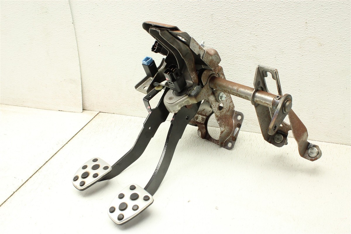 08-14 Subaru WRX STI Clutch Pedal Assembly Brake Pedals 2008