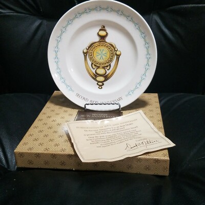 2nd Anniversary Avon Plate with Original Box Craze E. Wedgewood England + Note