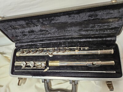 Selmer Bundy Flute with case | eBay