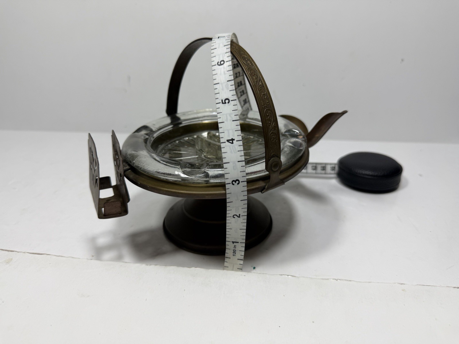 Vintage Brass Ashtray With Pipe & Matches Holder Glass Tray Insert (79)
