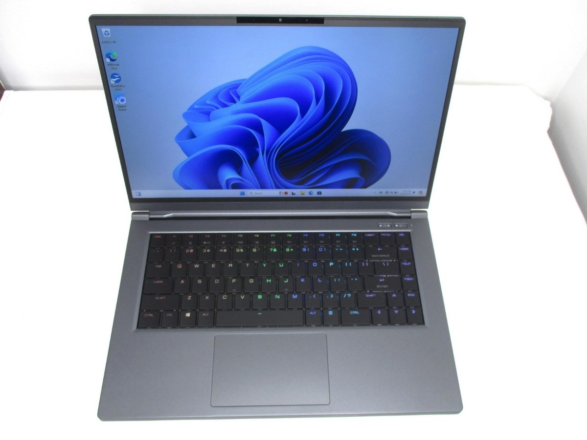 Intel Whitebook 144hz i7-9750H 16GB 1TB SSD RTX 2070 Gaming