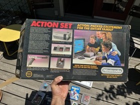 More pics 1985 Nintendo NES-001 Action Set Console In Box - Missing Power Supply