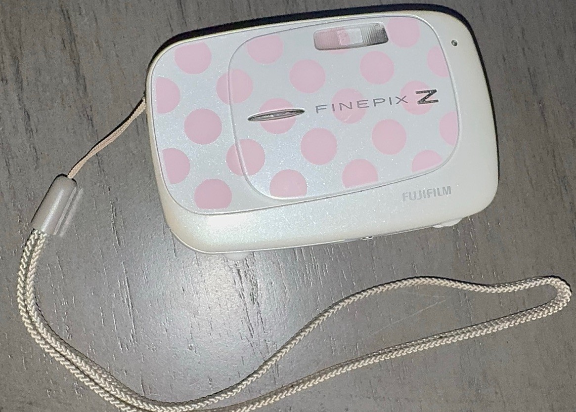 Finepix z37 fujifilm polka dot pink | eBay