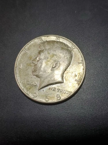 1968-D 50C Kennedy Half Dollar 40 % Silver Au