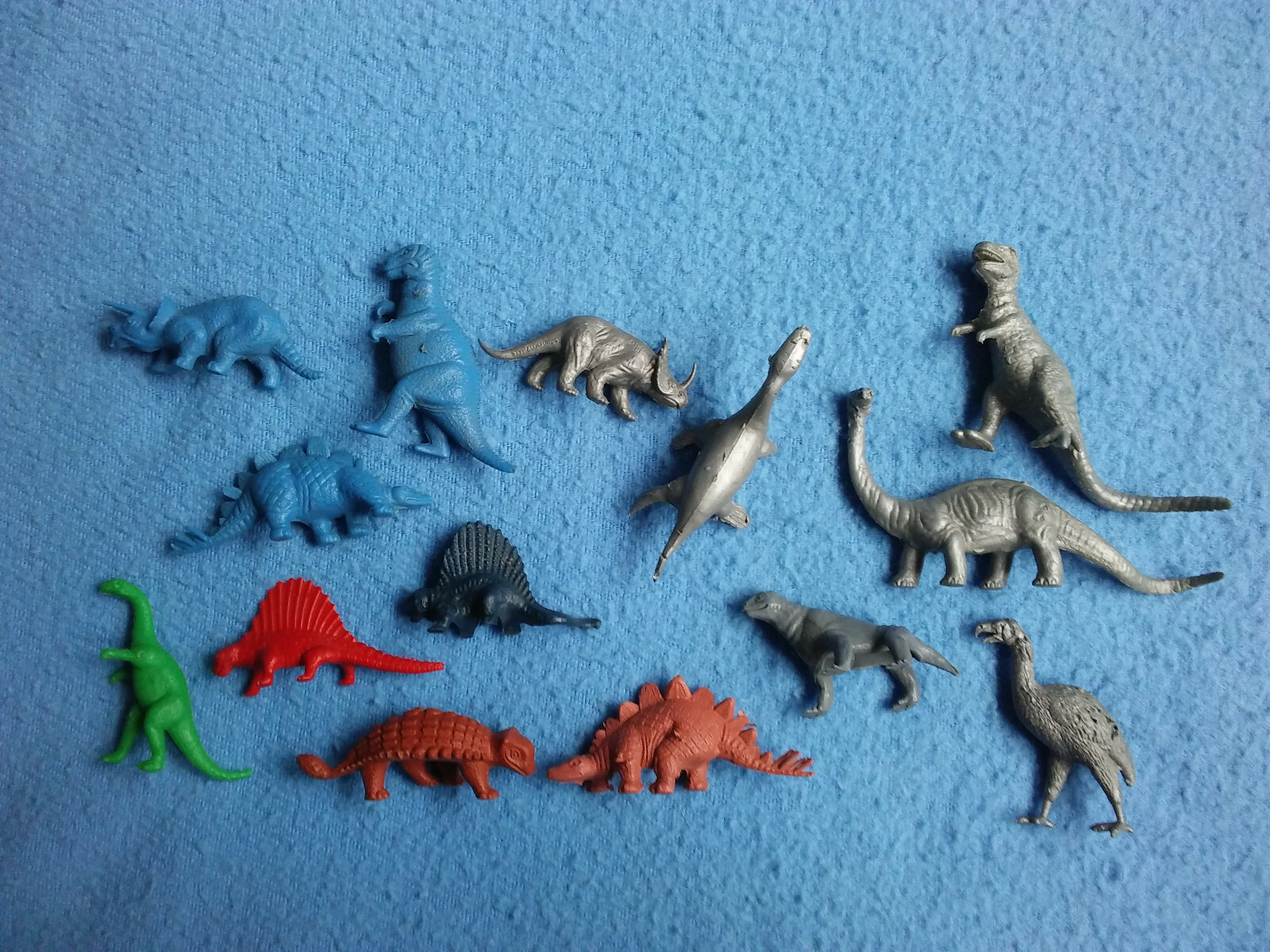 dinosaurs plastic