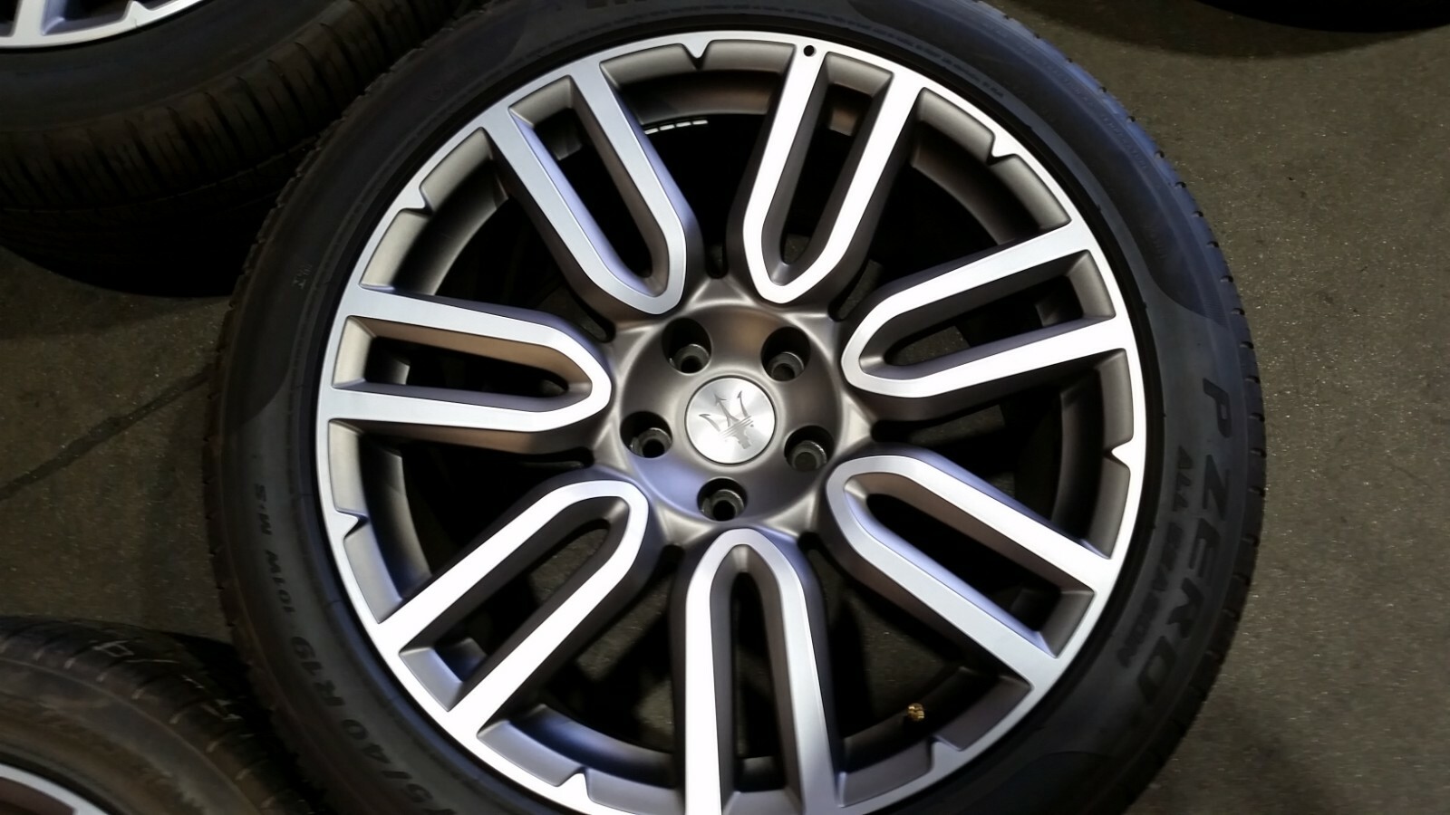 2016-18 OEM MASERATI GHIBLI 19" WHEELS & TIRES  *NEW TAKE OFFs*  EX COND