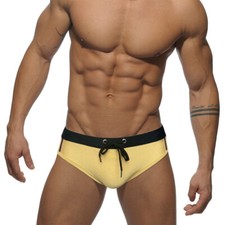 Men's printed triangle shorts low waist comfortable casual swimming trunks