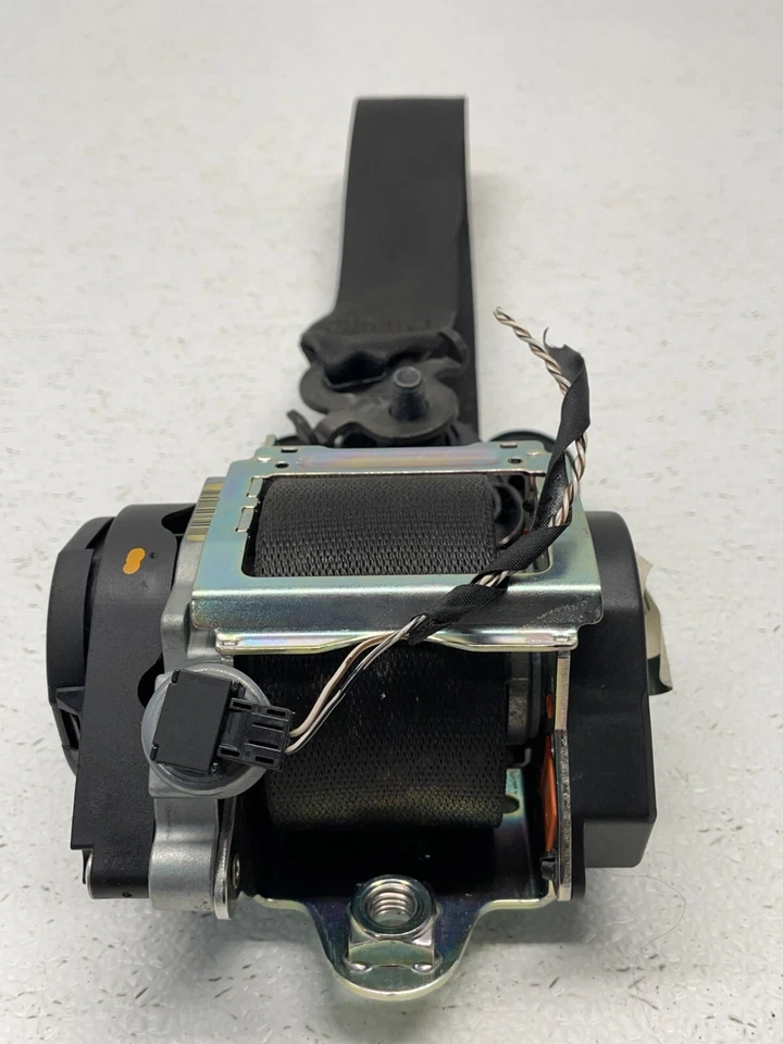 BMW 550I GT XDRIVE 2011-2017 retractor cinturón de seguridad delantero izquierdo 7282897 OEM Foto 3 de 4