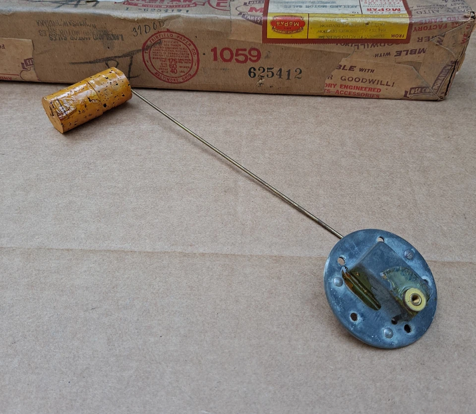 Chrysler Custom Imperial Airflow 1934 CW NOS MoPar tanque de combustible unidad de envío Foto 4 de 4