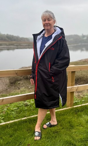 LUX EDITION. JALAPENO CHANGING ROBE. Ultimate. Warm + dry in style! Medium - Picture 7 of 15