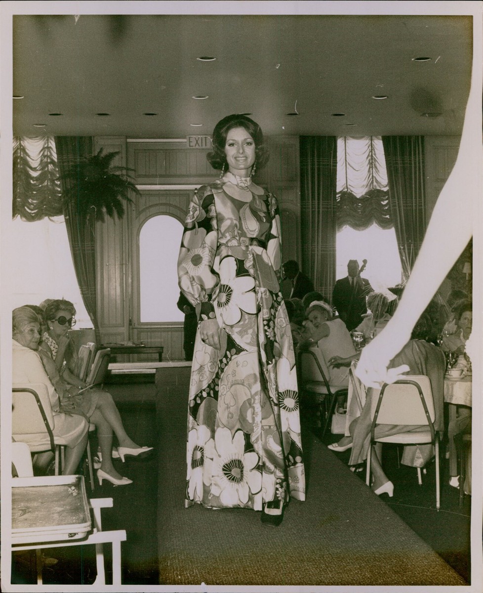 GA46 Original Mort Kaye Photo ELEGANT WOMENS FASHION Beautiful