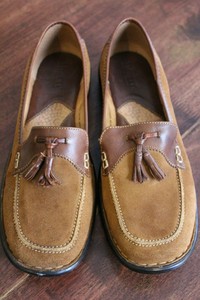 suede tassel loafers womens