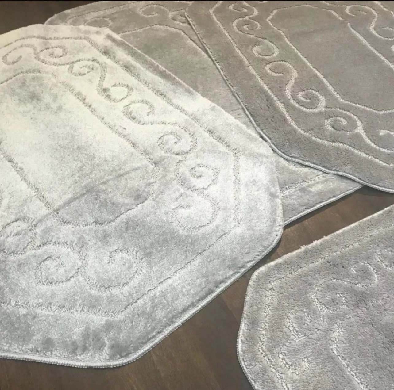 X ROMANY GYPSY WASHABLES SET OF MATS SIZE-67X120CM MATS/RUGS NEW DESIGN SILVER