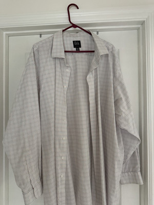 Jos. A. Bank Traveler Traditional Fit Non-Iron Check Point Collar 20/36