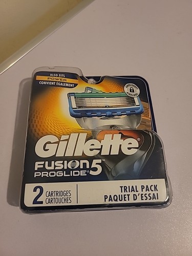 Gillette Fusion 5 Proglide Lama Rasoio Uomo Ricarica 2 Cartucce - Foto 1 di 1