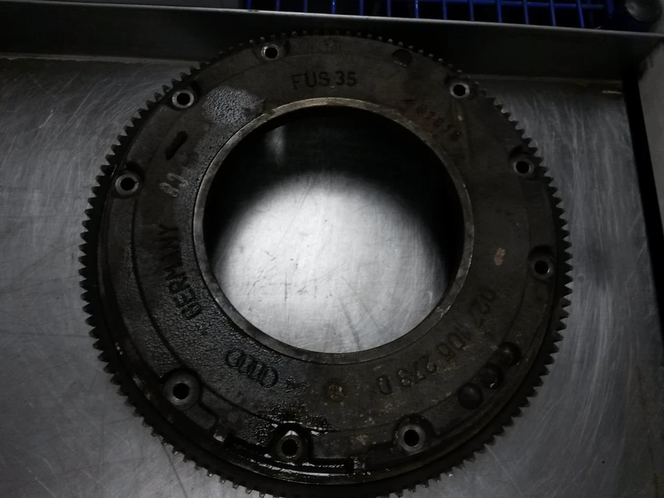 Volante para 94-99 Volkswagen Jetta 2.0 027105273D - Imagem 2 de 4