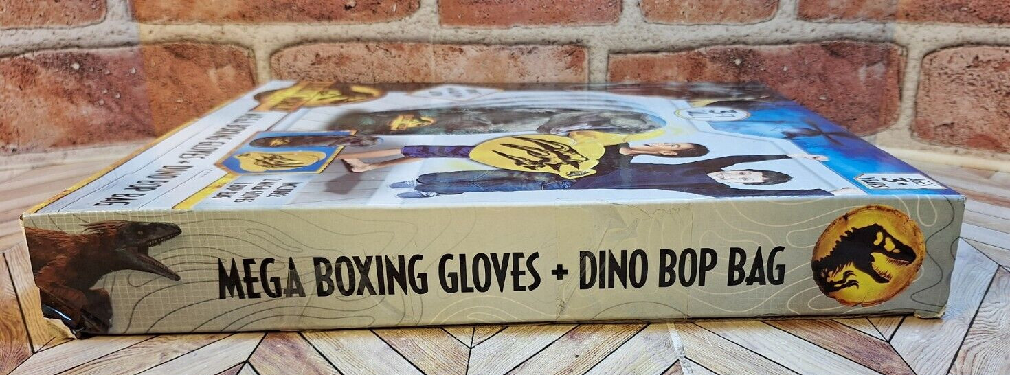 Jurassic World Dominion T-Rex Mega Dino Bop Bag & Gloves Inflatable New Sealed