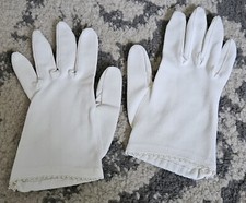 Vintage 1950s White Beaded Hem Nylon Gloves