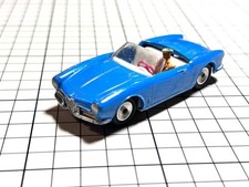 Solido Alfa Romeo Giulietta Spider 1/43 Diecast French Vintage Toy