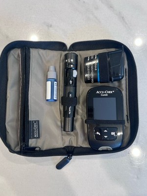 Accu-Chek Guide Blood Glucose Meter Monitoring System & Softclix Case Strips