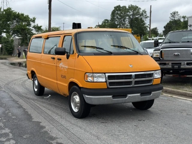 Dodge Ram Van 1997  Foto 3 de 4